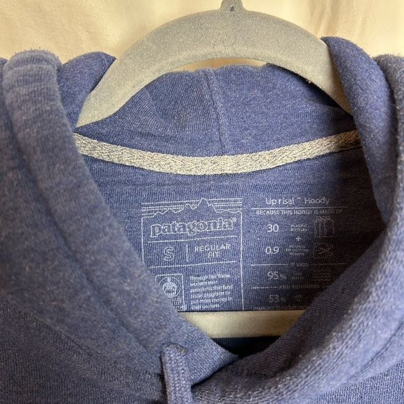 Patagonia hoodie - Picture 3 of 3